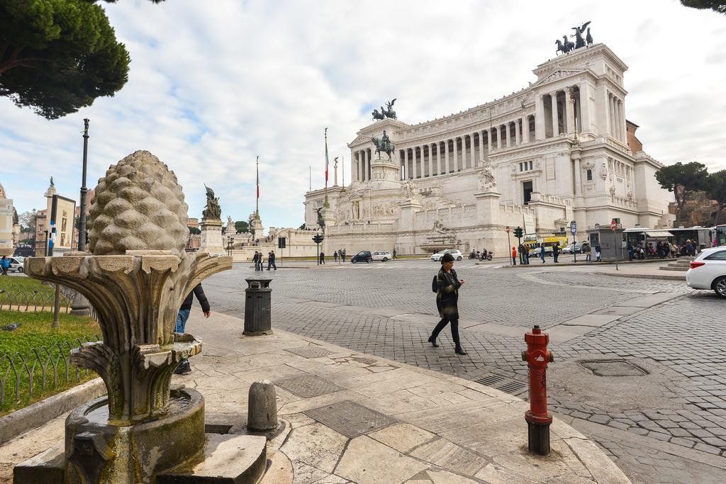 Cs Piazza Venezia Apartment Roma Exterior foto