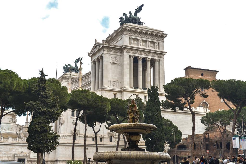 Cs Piazza Venezia Apartment Roma Exterior foto